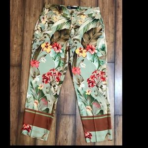 Zara Green Floral/Leaf Print Ankle Pants!